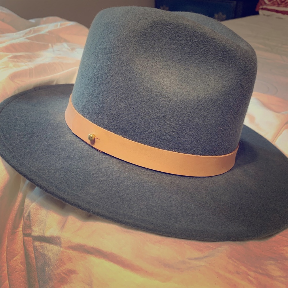 Lack of Color Hat